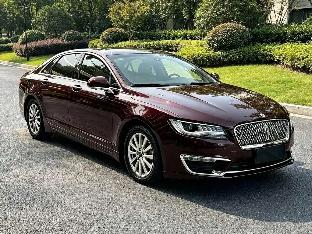 Lincoln MKZ — миниатюра 3