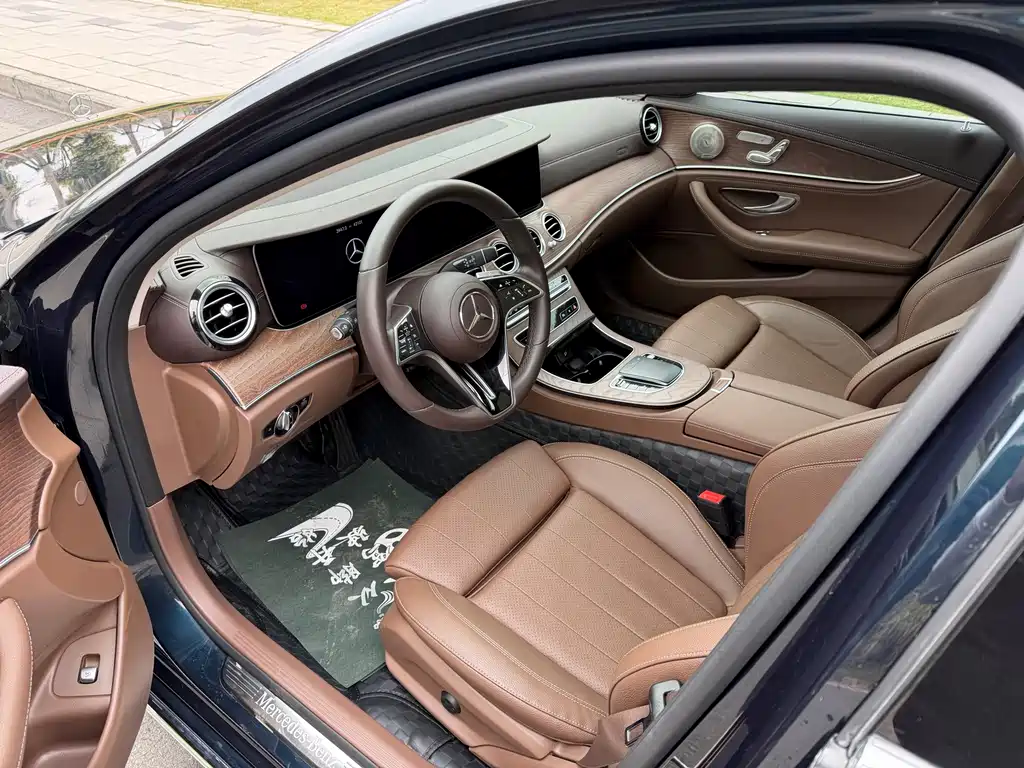 Mercedes-Benz E-Class E 2022 E 300 L Sport Fashion