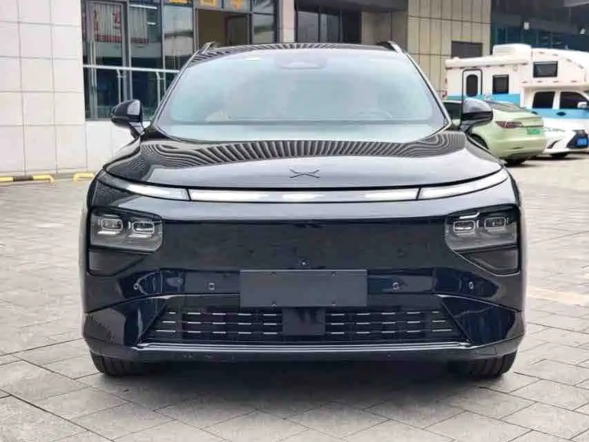 XPeng G9 — миниатюра 2