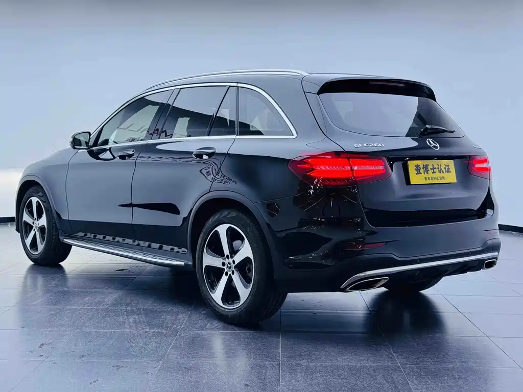 Mercedes-Benz GLC 2018 GLC 260 4MATIC Luxury