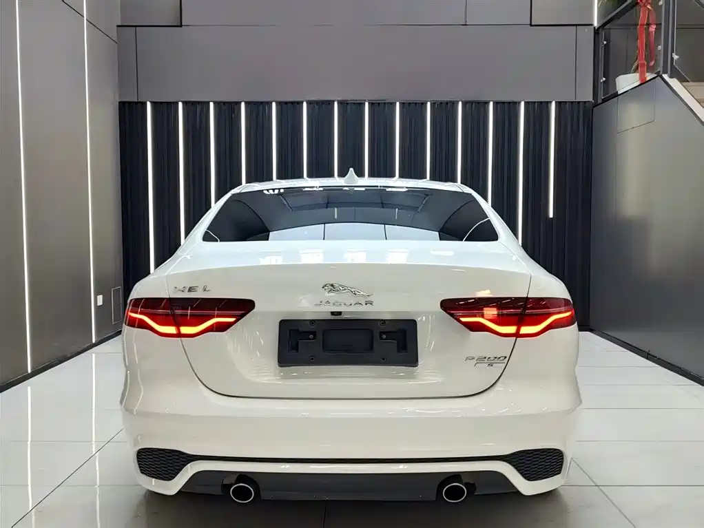 Jaguar XEL 2020 2.0T 200PS R-DYNAMIC S Sport