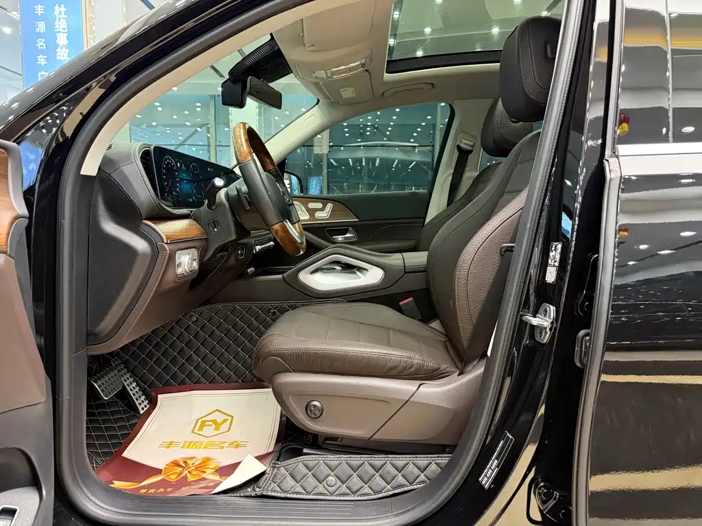 Mercedes-Benz GLS — миниатюра 4