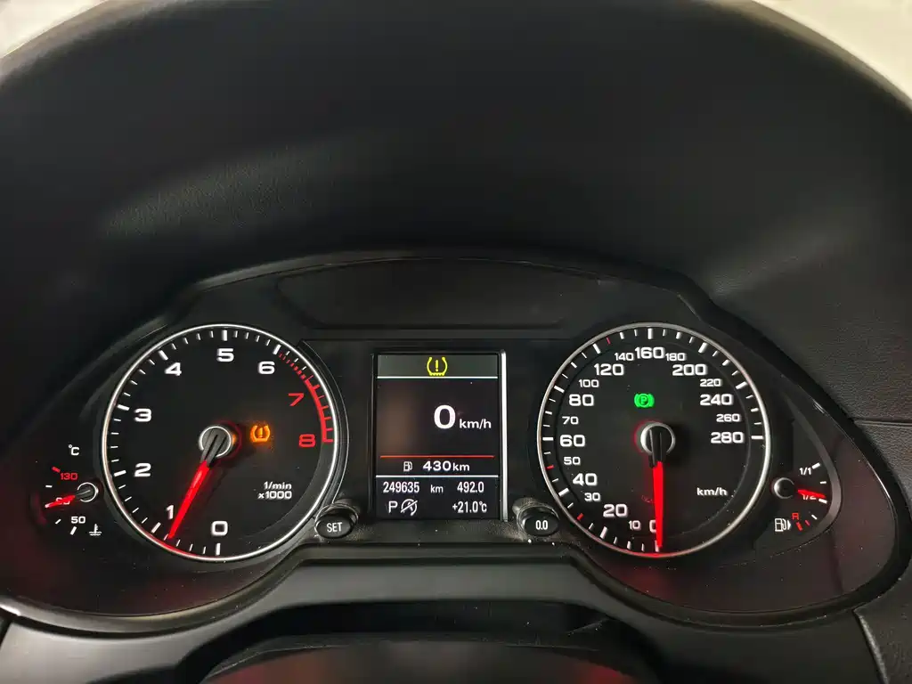 Audi Q5 — миниатюра 8