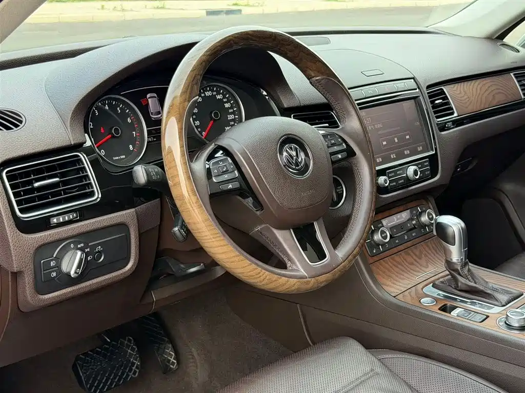 Volkswagen Touareg 2017 3.0TSI
