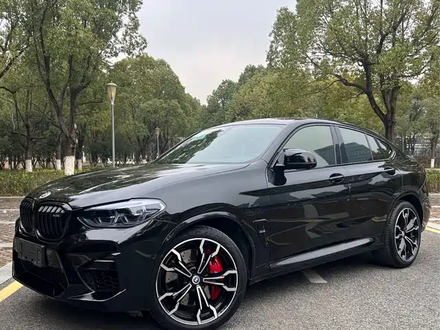 BMW X4 M