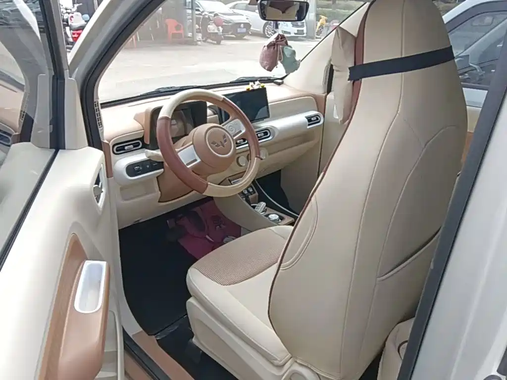 Wuling MINIEV — миниатюра 15