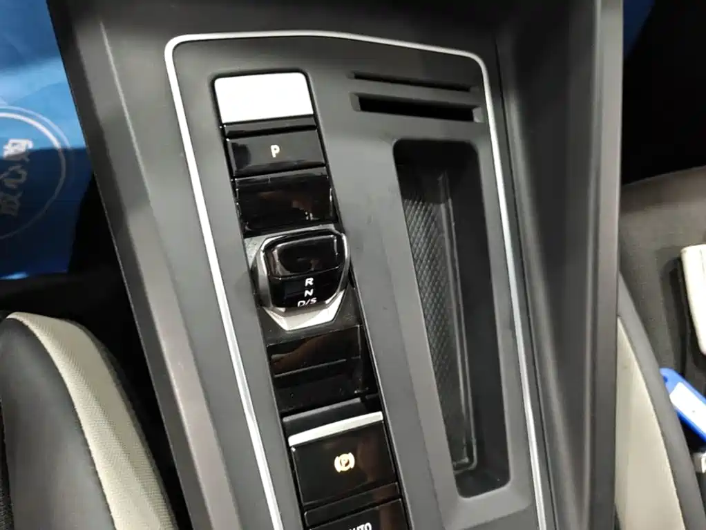 Volkswagen Golf — миниатюра 14