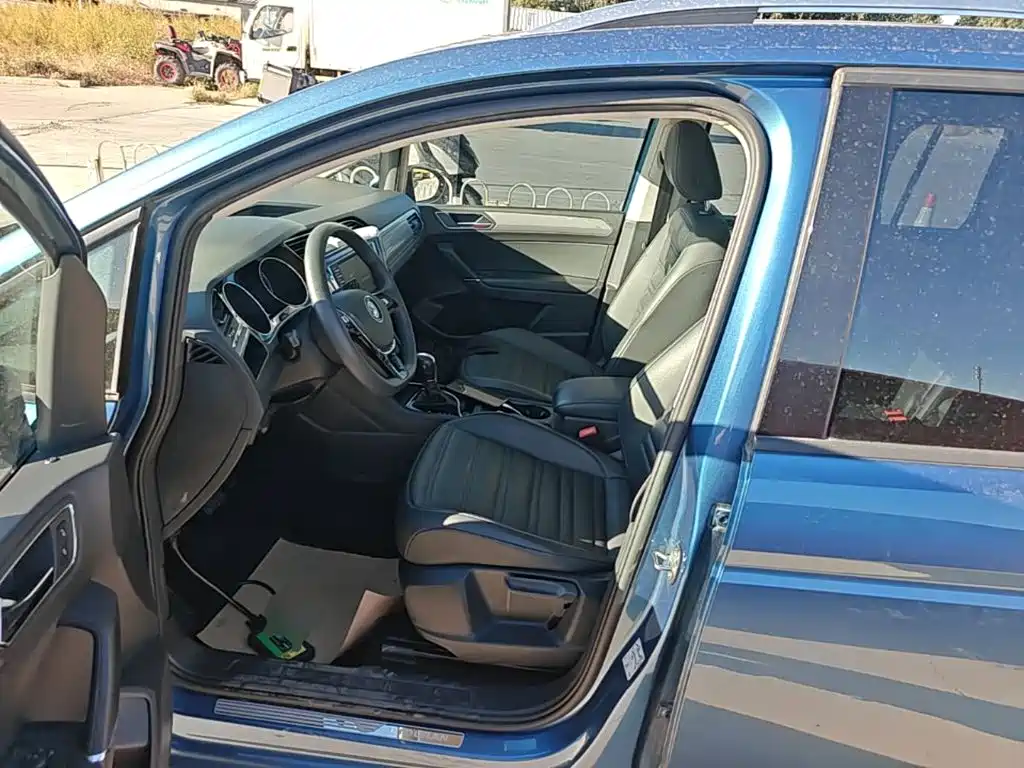 Volkswagen Touran — миниатюра 15