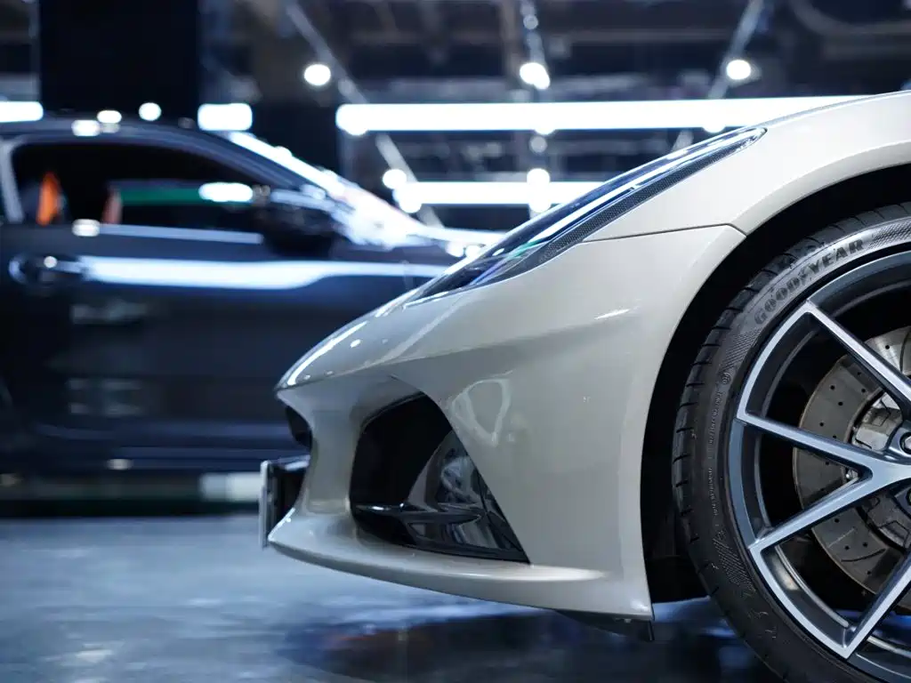 Lotus Emira — миниатюра 57