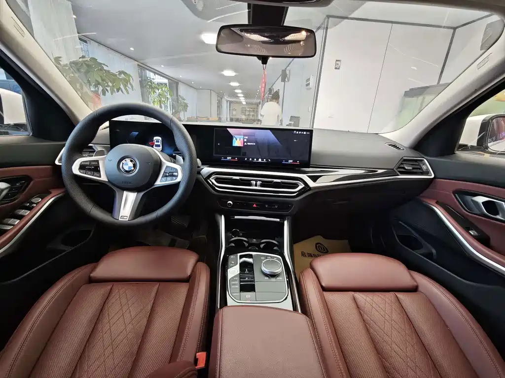 BMW 3 Series — миниатюра 11