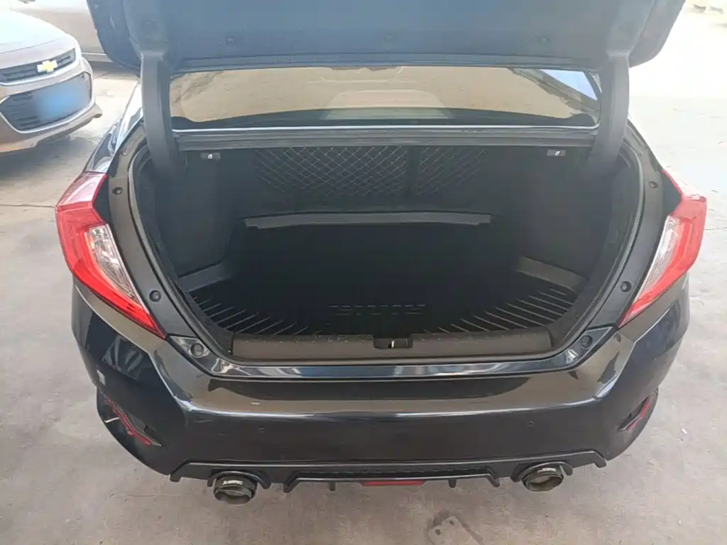 Honda Civic — миниатюра 19