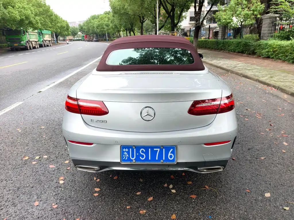 Mercedes-Benz E-Class (Import) — миниатюра 10