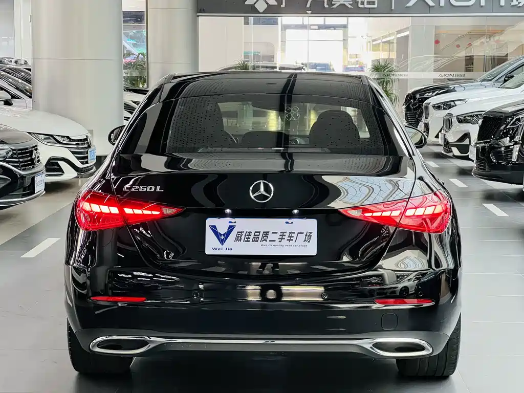 Mercedes-Benz C-Class — миниатюра 8