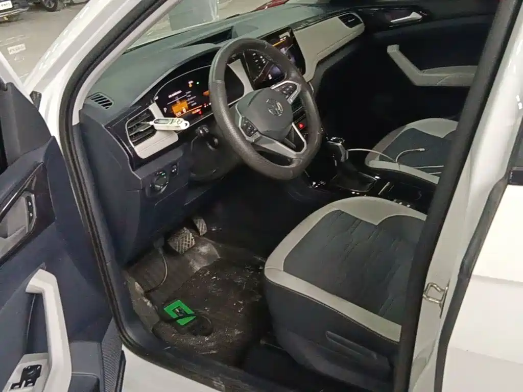 Volkswagen Tharu — миниатюра 15