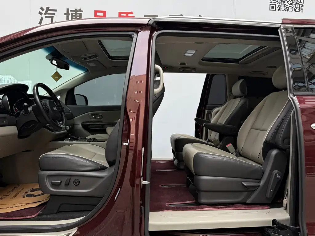 Kia Carnival — миниатюра 22
