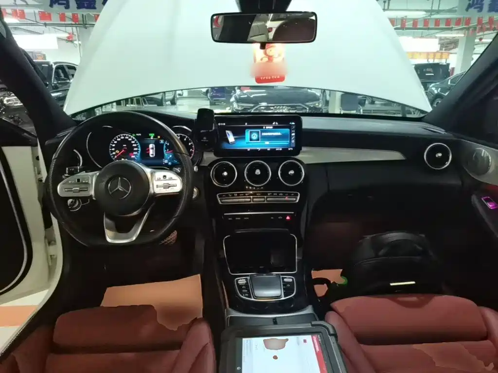 Mercedes-Benz C-Class — миниатюра 10