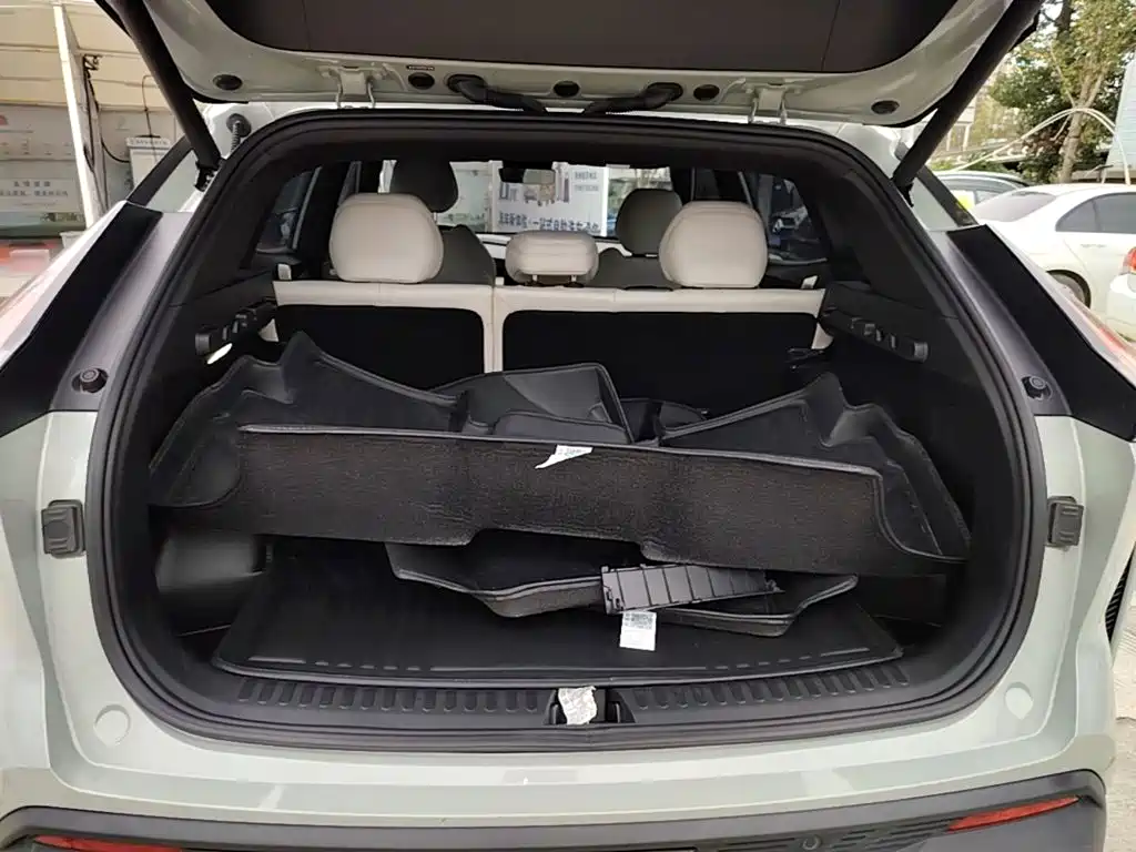 Geely Boyue — миниатюра 19