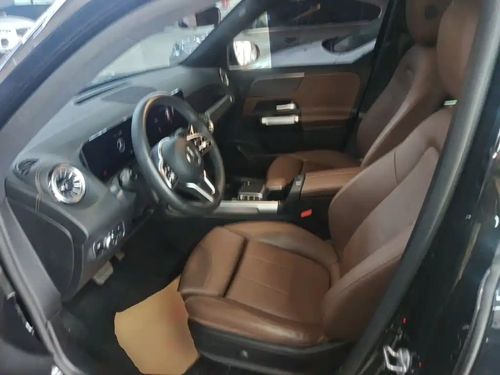 Mercedes-Benz GLB — миниатюра 15