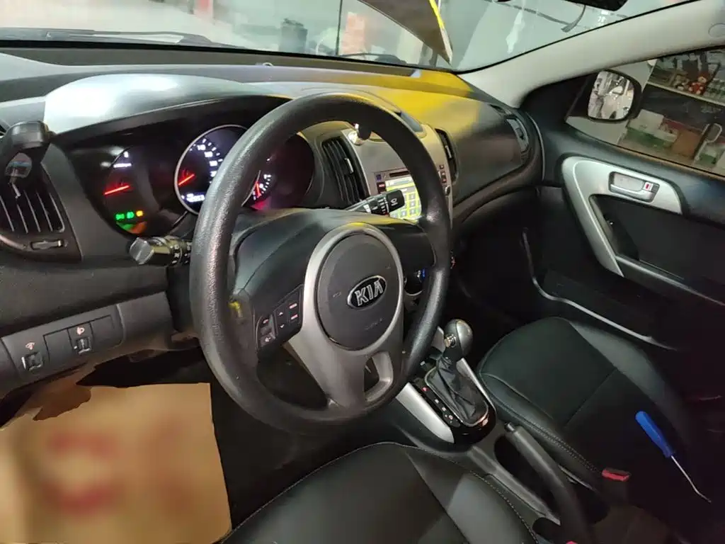 Kia Forte — миниатюра 11
