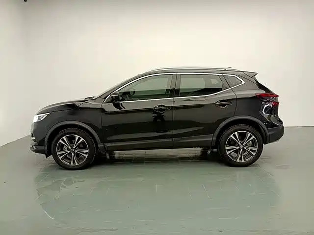Nissan Qashqai — миниатюра 4