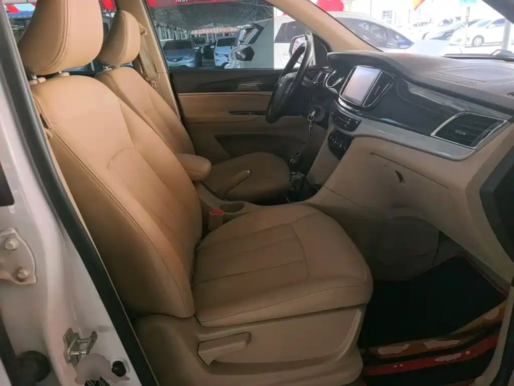 Baojun 730 — миниатюра 25