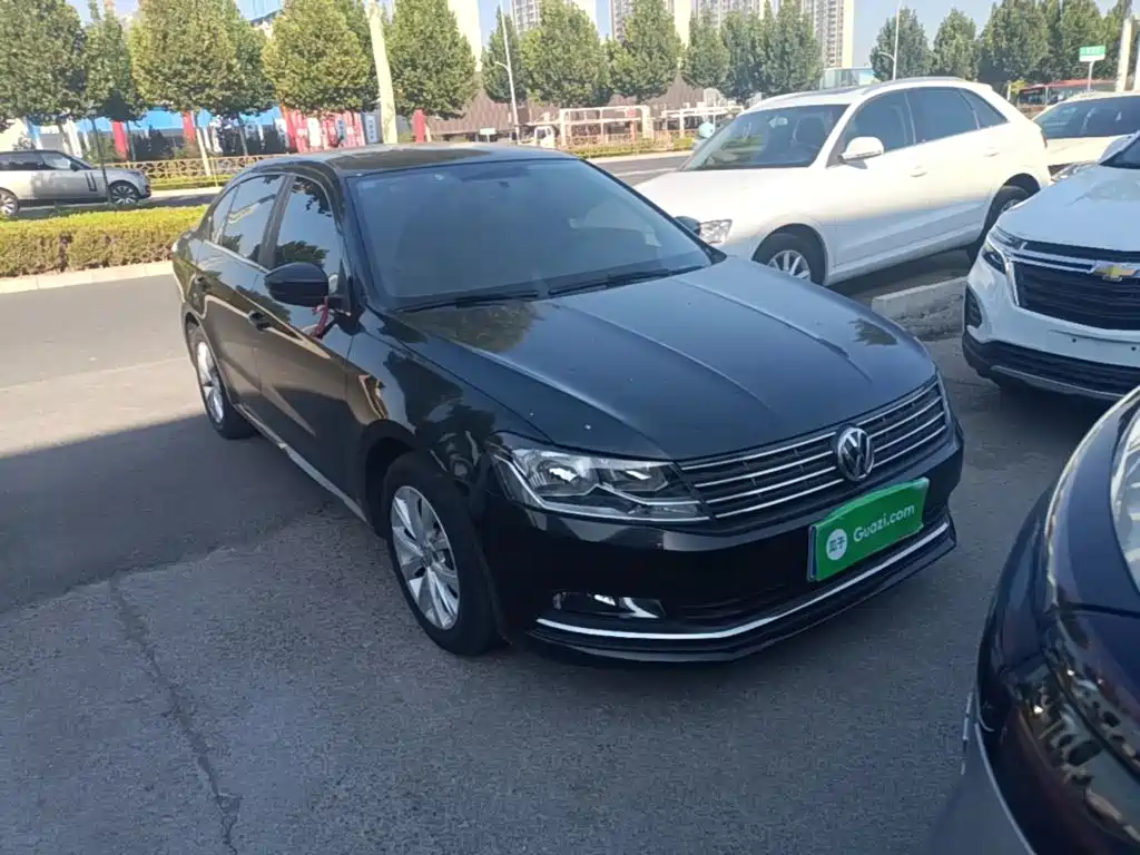 Volkswagen Lavida — миниатюра 4