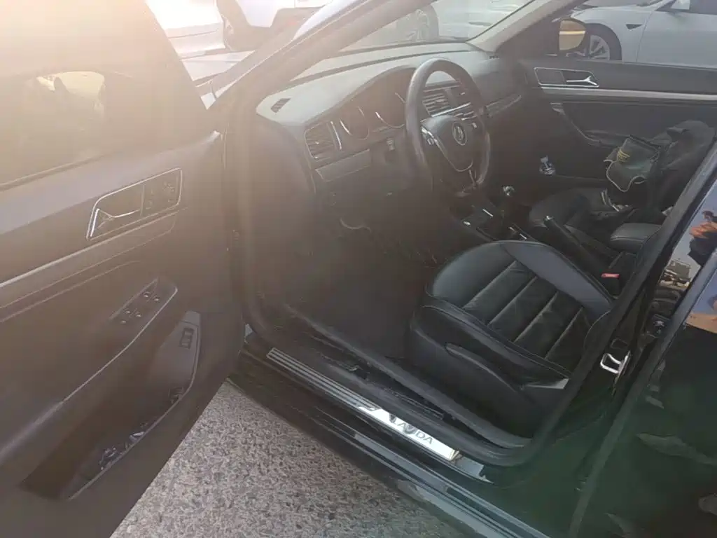 Volkswagen Lavida — миниатюра 16