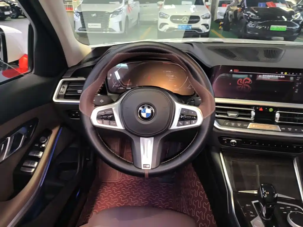 BMW 3 Series — миниатюра 11