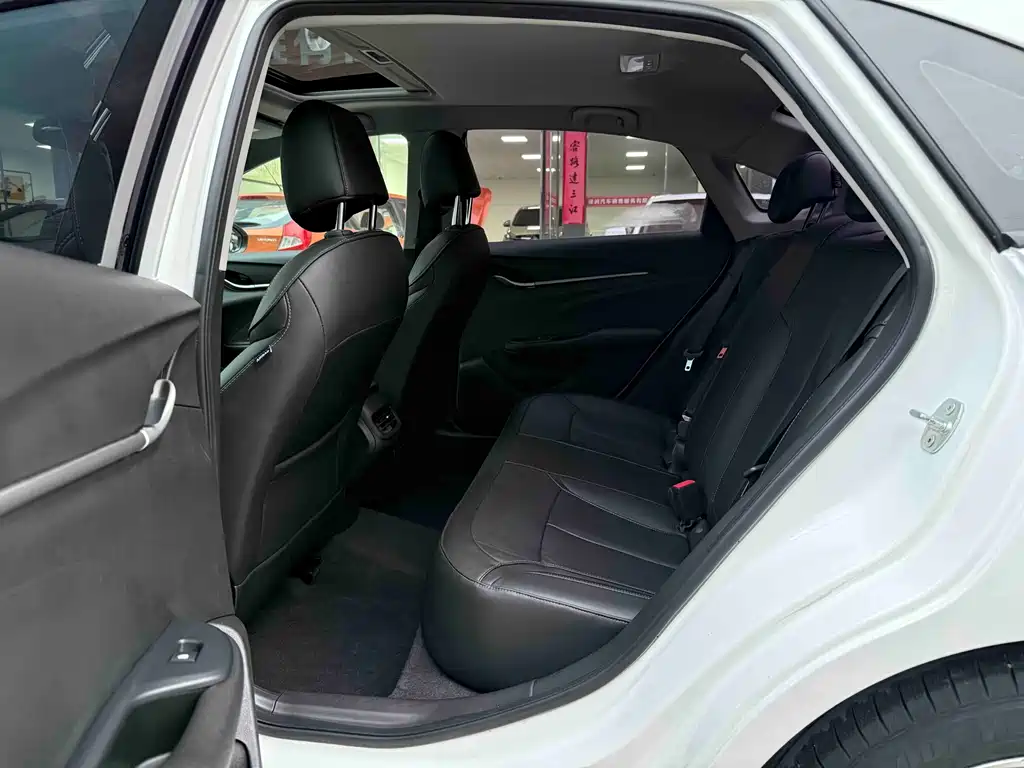 Buick Excelle — миниатюра 7