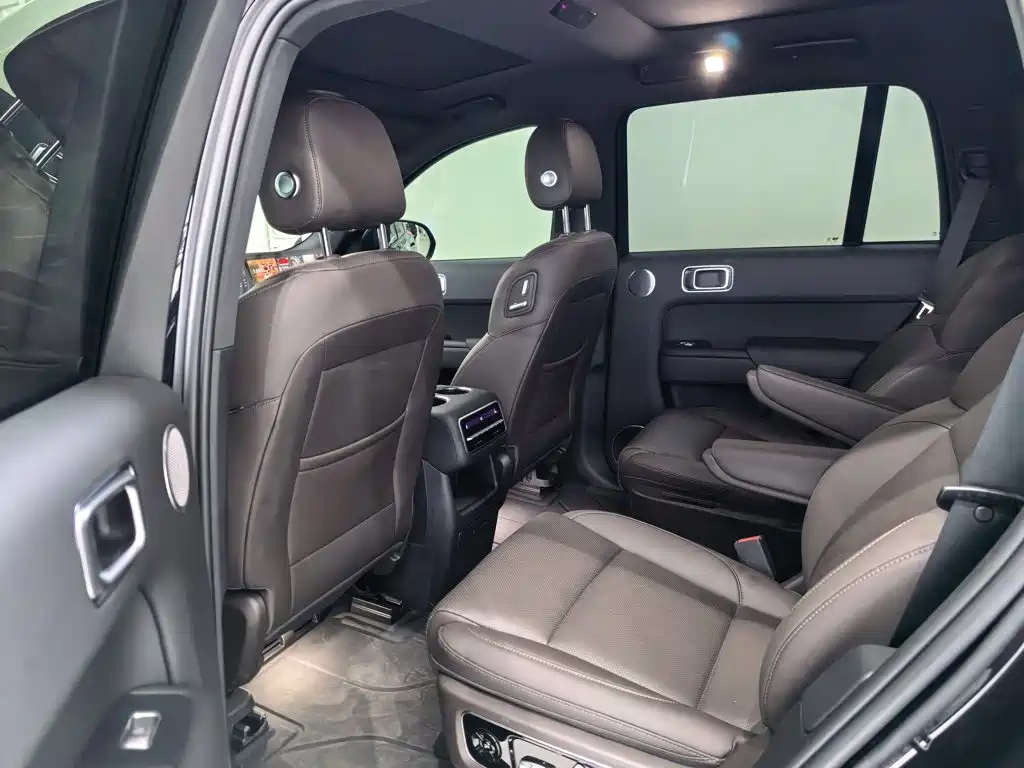 Li Auto Li L8 — миниатюра 16