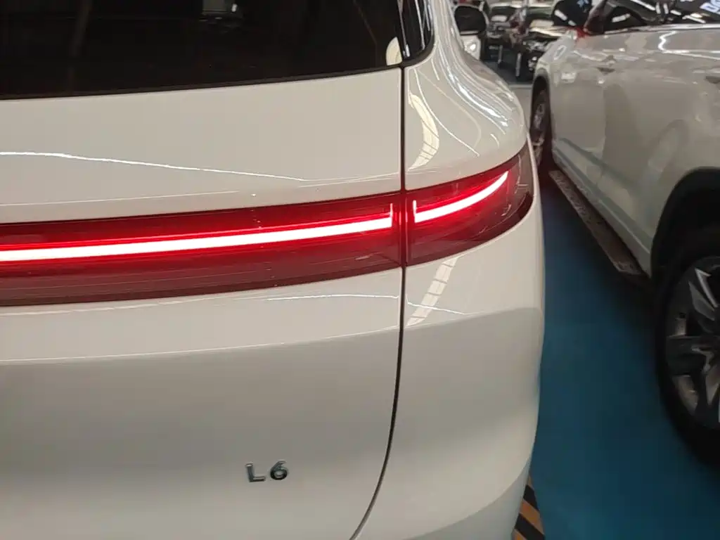 Li Auto Li L6 — миниатюра 8