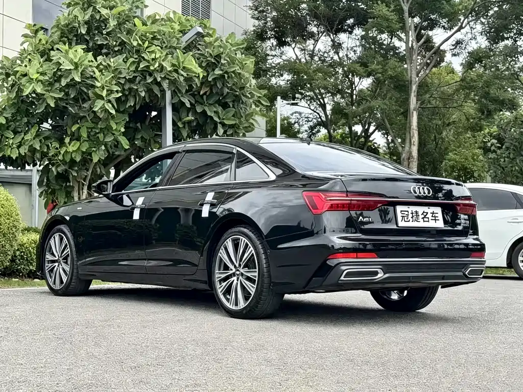 Audi A6L 2022 45 TFSI quattro