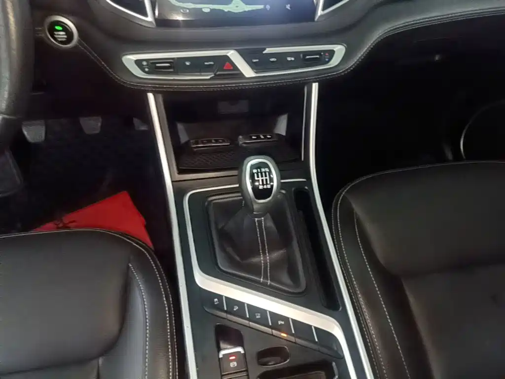 Geely Vision X6 — миниатюра 14