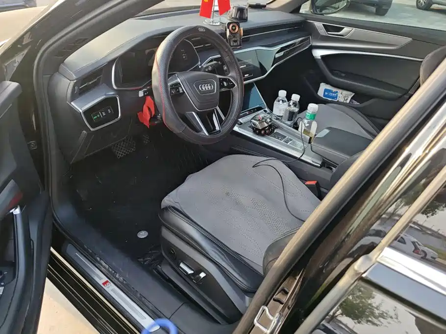 Audi A6L — миниатюра 9
