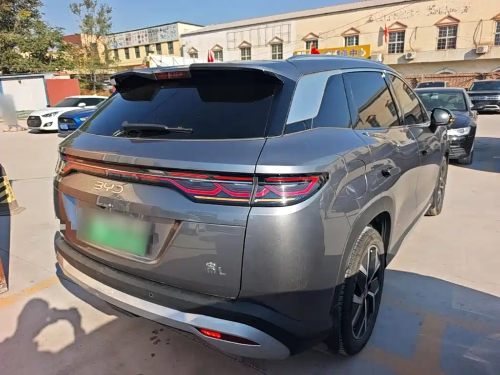 BYD L DM-i — миниатюра 7