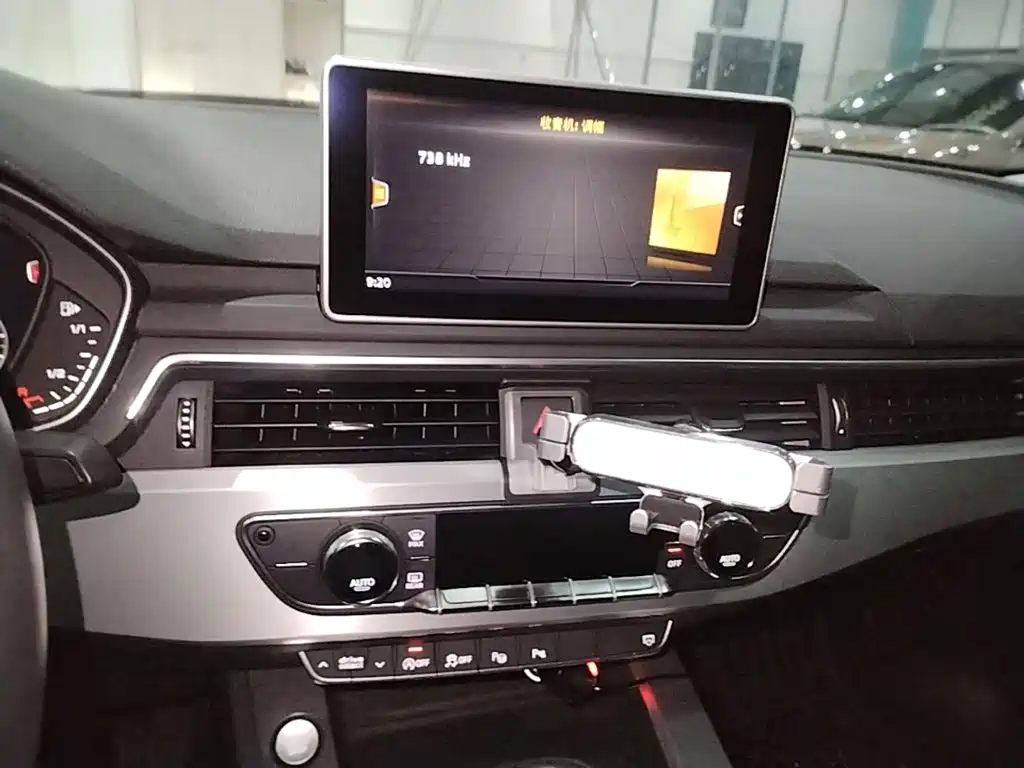 Audi A4L — миниатюра 13