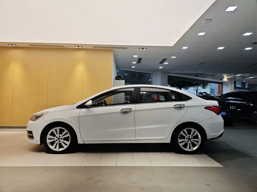 Chery Arrizo 5 5 2016 1.5L MT