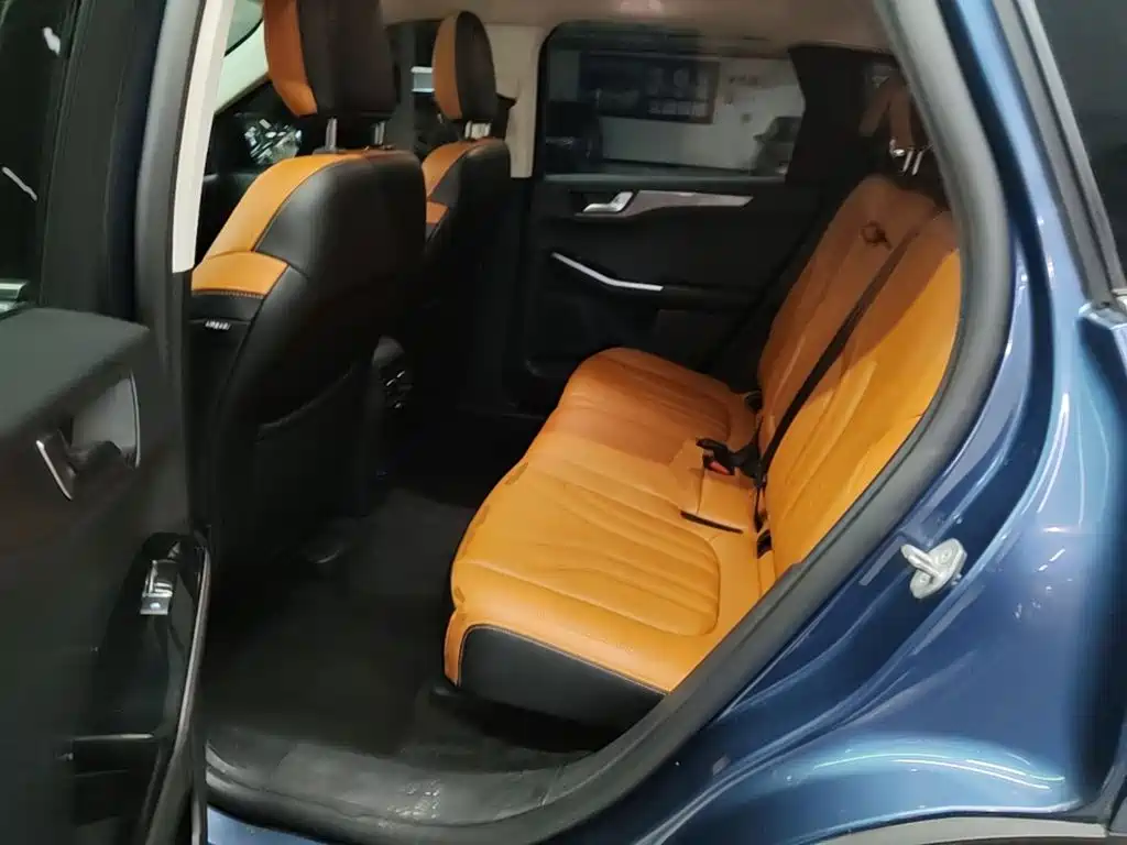 Ford Escape — миниатюра 17