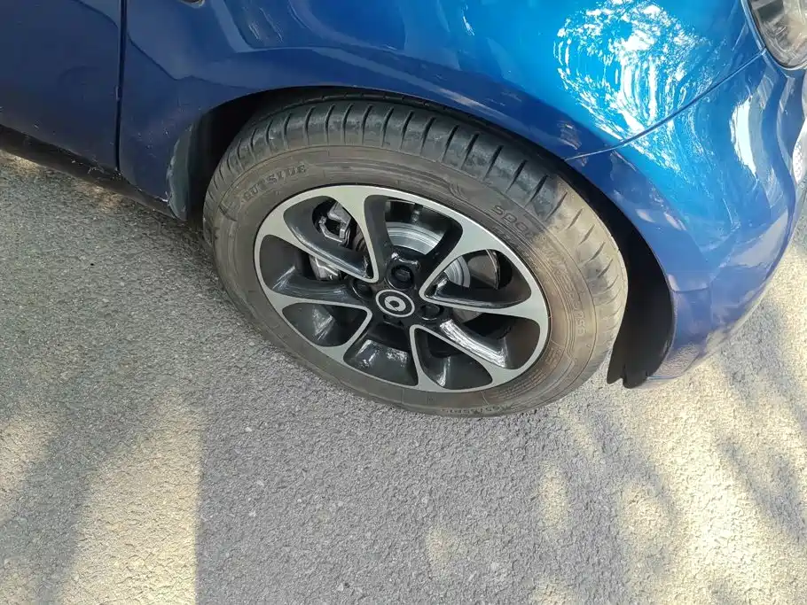 smart Smart Fortwo — миниатюра 6