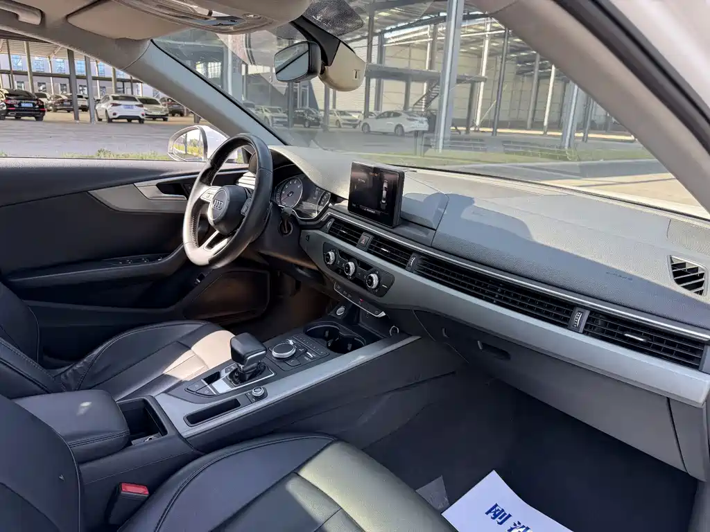 Audi A4L — миниатюра 3