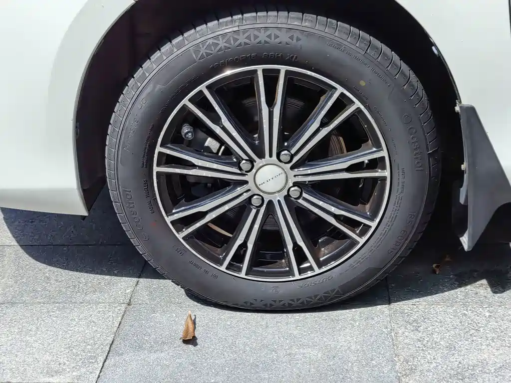 Toyota Vios — миниатюра 8