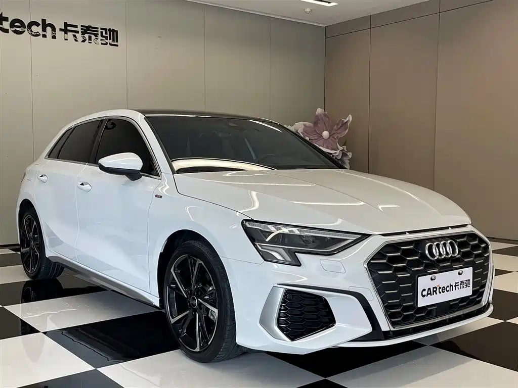 Audi A3 2022 Sportback 35 TFSI Fashion Sport