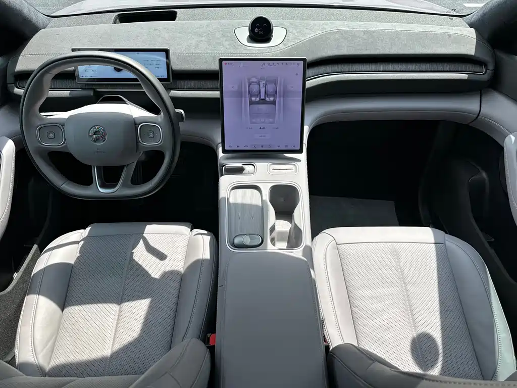 NIO EC6 — миниатюра 6