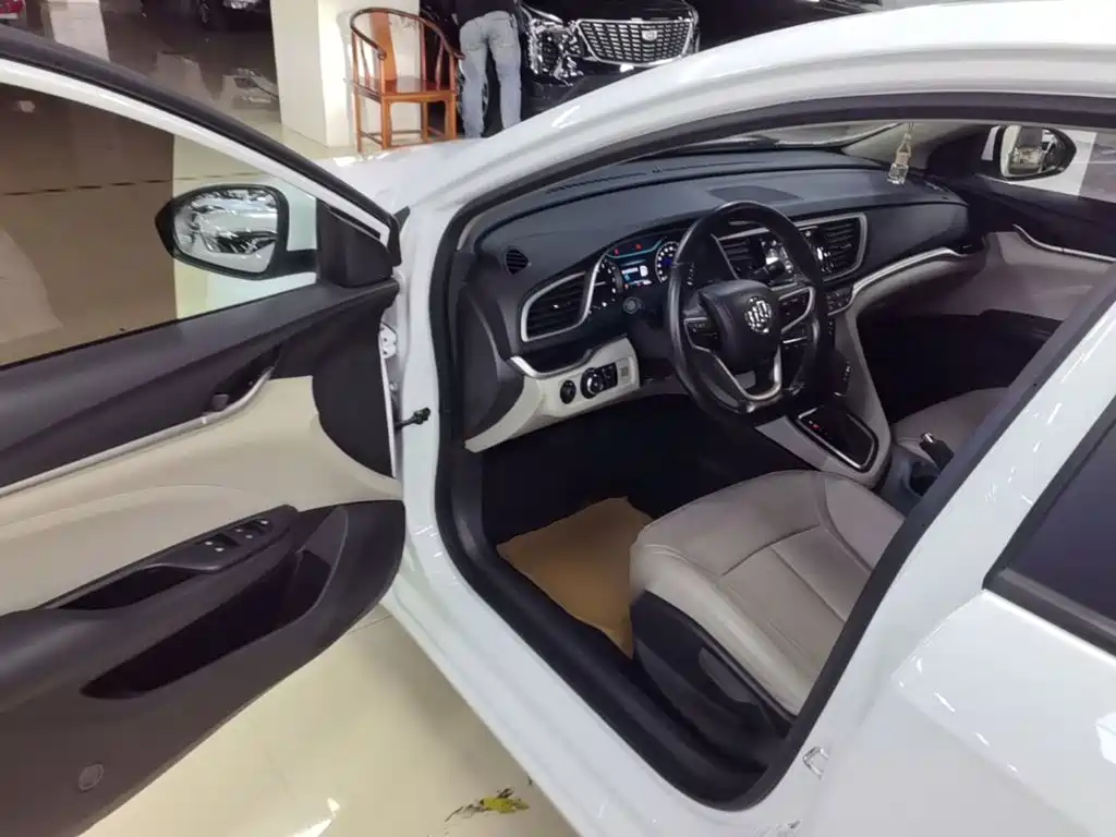 Buick Excelle — миниатюра 16