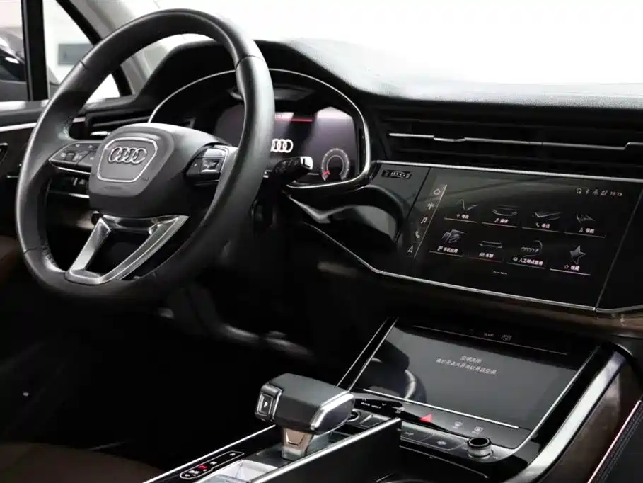 Audi Q7 — миниатюра 10