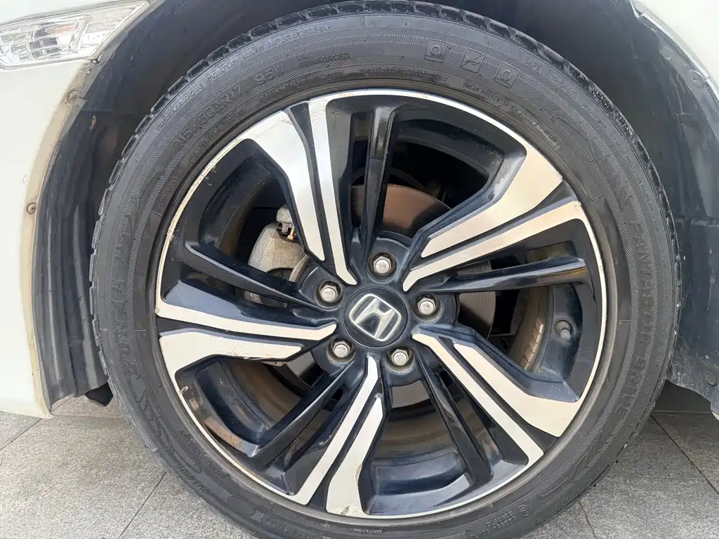Honda Civic — миниатюра 12