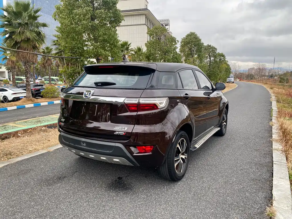 JIANGLING YUSHENG S330