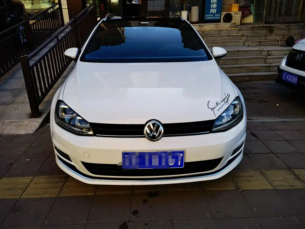 Volkswagen Golf — миниатюра 2