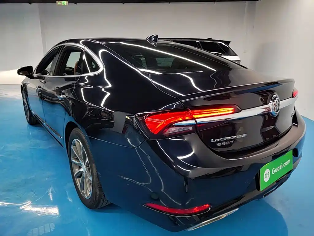 Buick LaCrosse — миниатюра 5