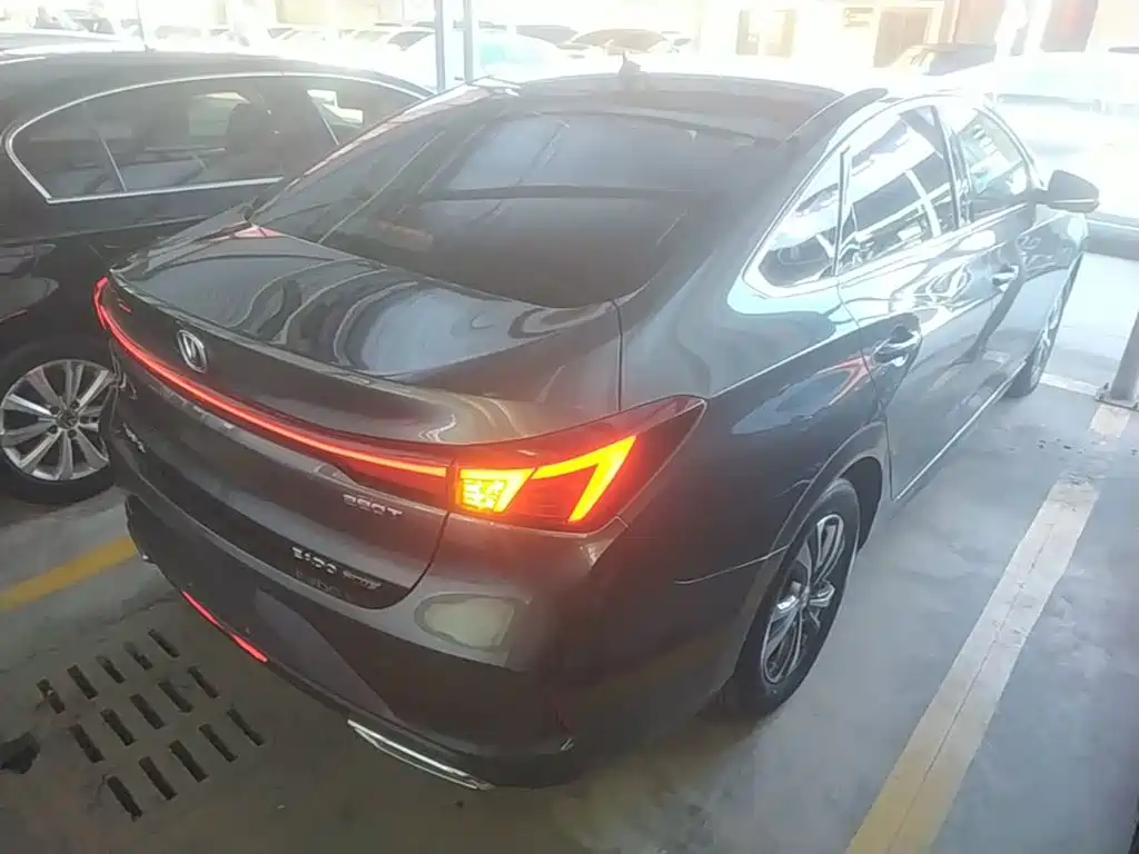 Changan Eado — миниатюра 7